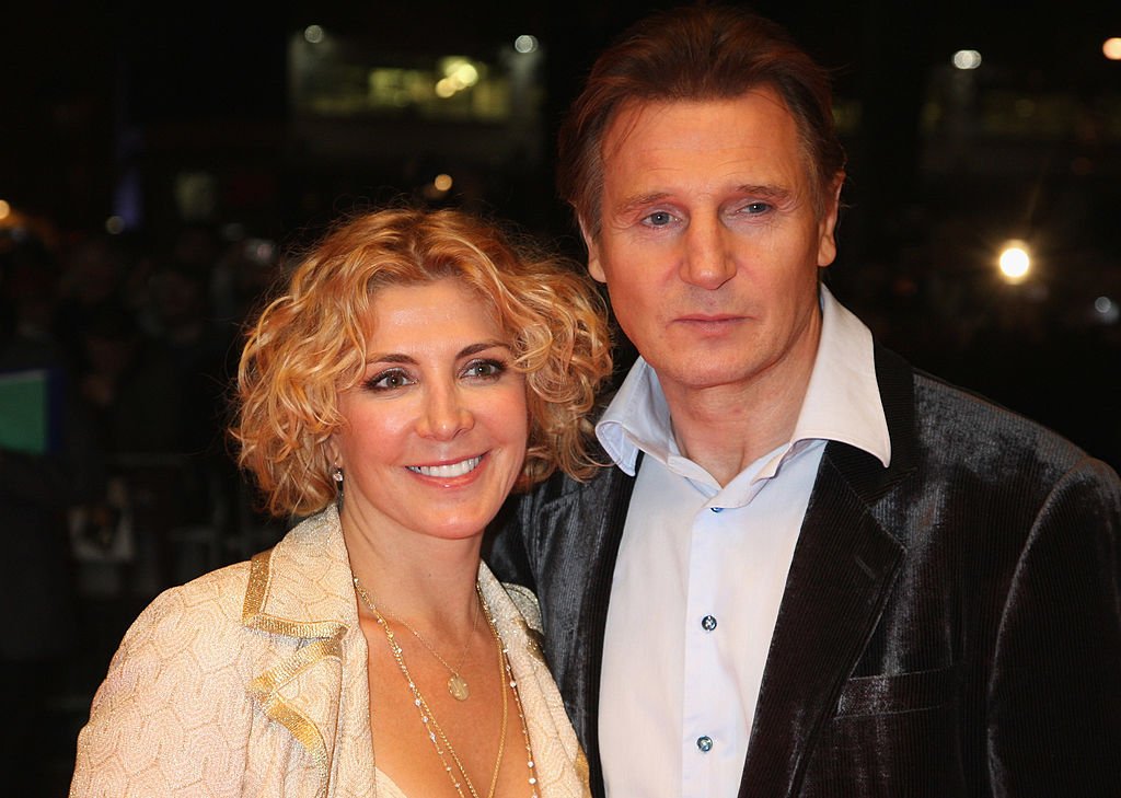 Liam Neeson with Natasha Richardson in London in 2008. | Source: Getty Images 