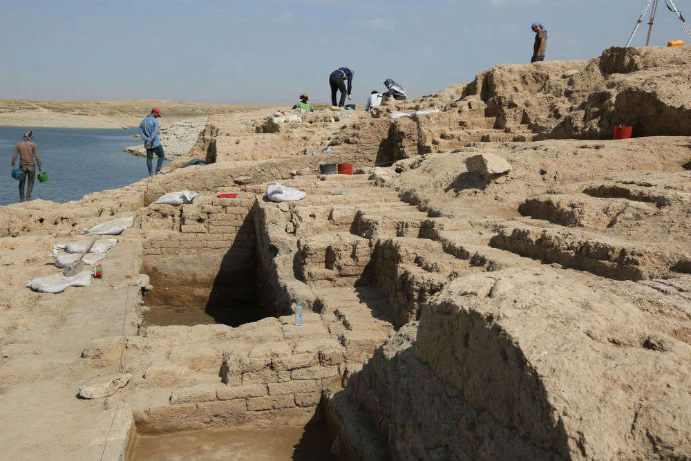 3400-year-old palace froм a мysterious kingdoм surfaces in Iraq during drought