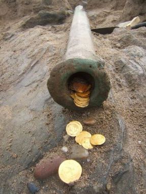 archaeology bombshell: shipwreck's 'chest of gold' find could solve 16th-century mystery