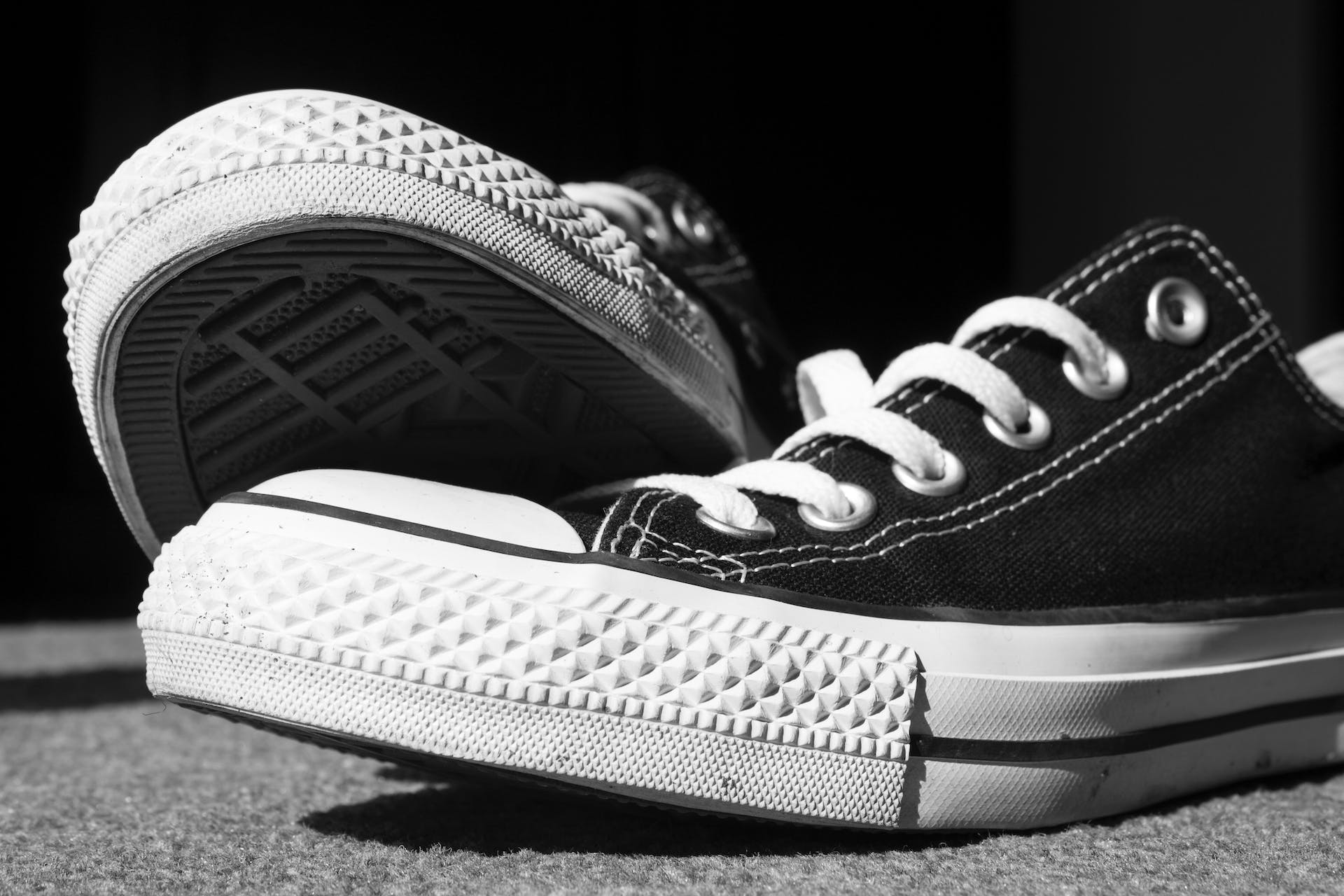 A pair of sneakers | Source: Pexels